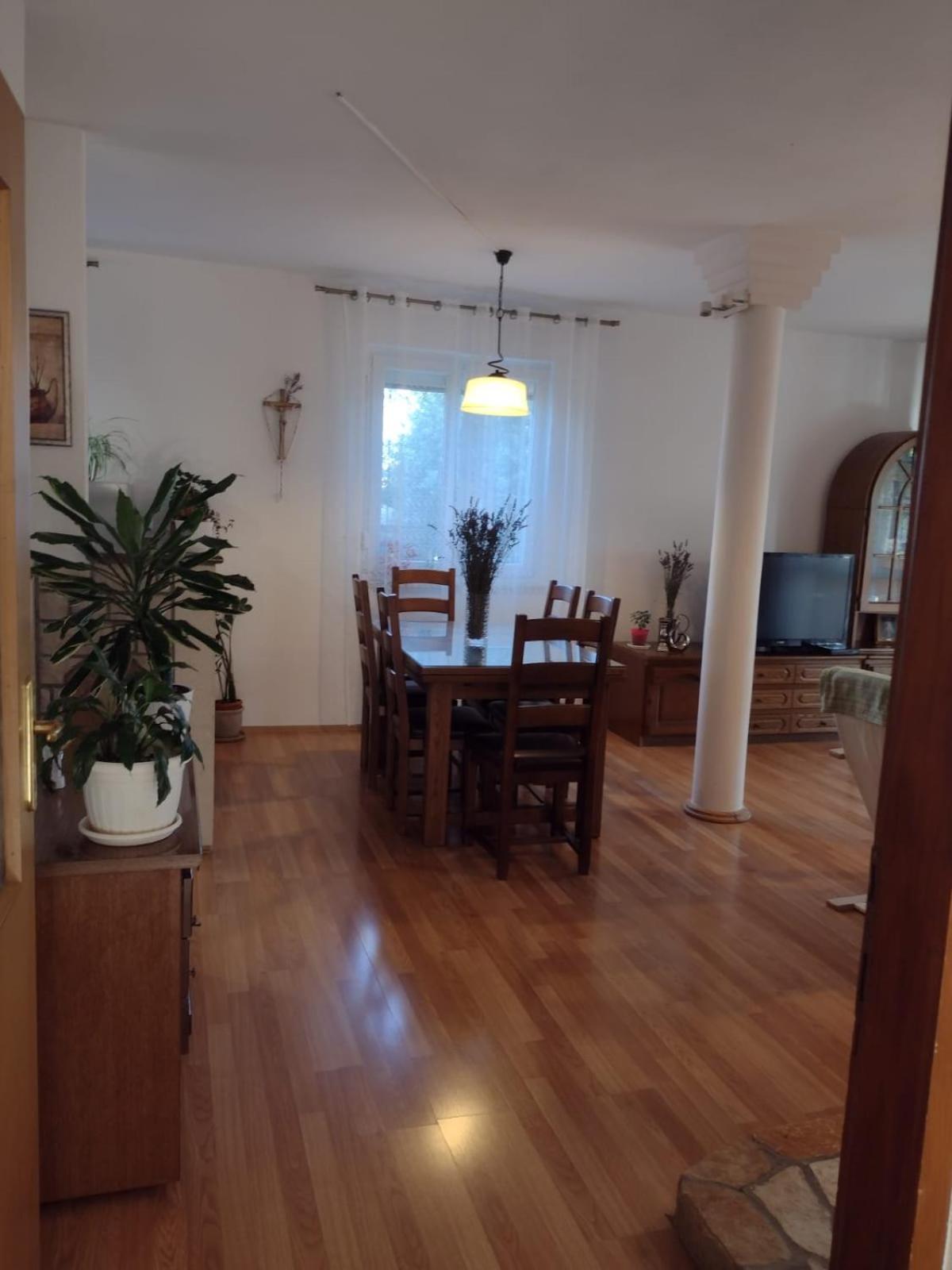 Apartment Spacious With Parking&garden *