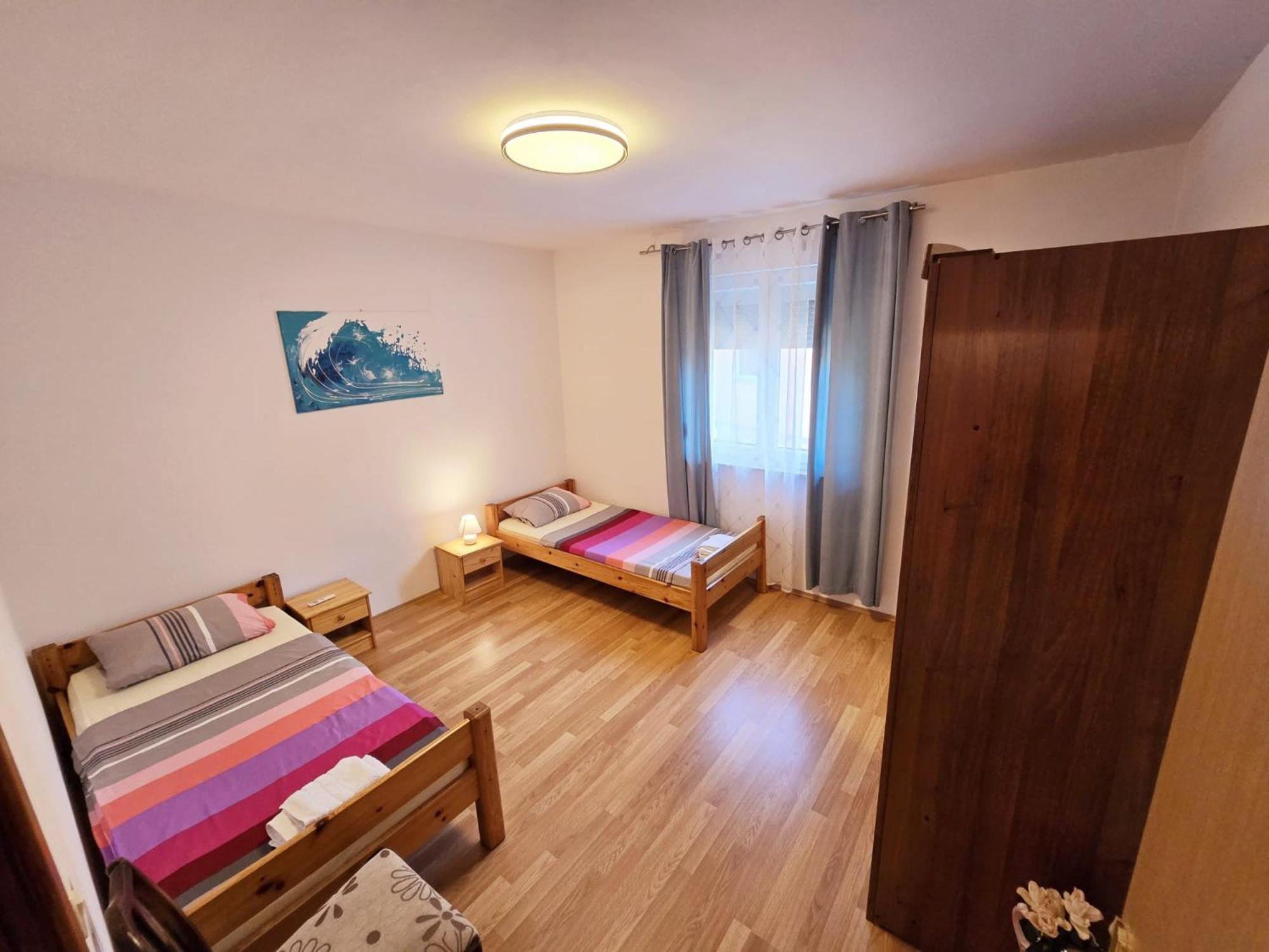 Apartman Spacious With Parking&garden